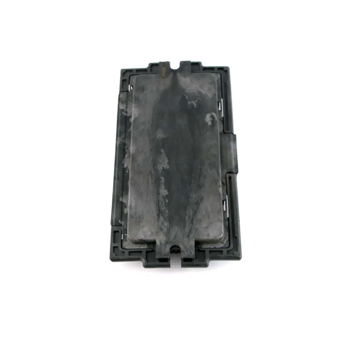 Modulo Comando Luci Pedaliera Base ECU FRM3R PL2 Lear per BMW E88 con numero di parte 9269815 BMW E88 Modulo Comando Luci Pedaliera Base ECU FRM3R PL2 Lear - SKU 9269815 - Numero di parte 9269815