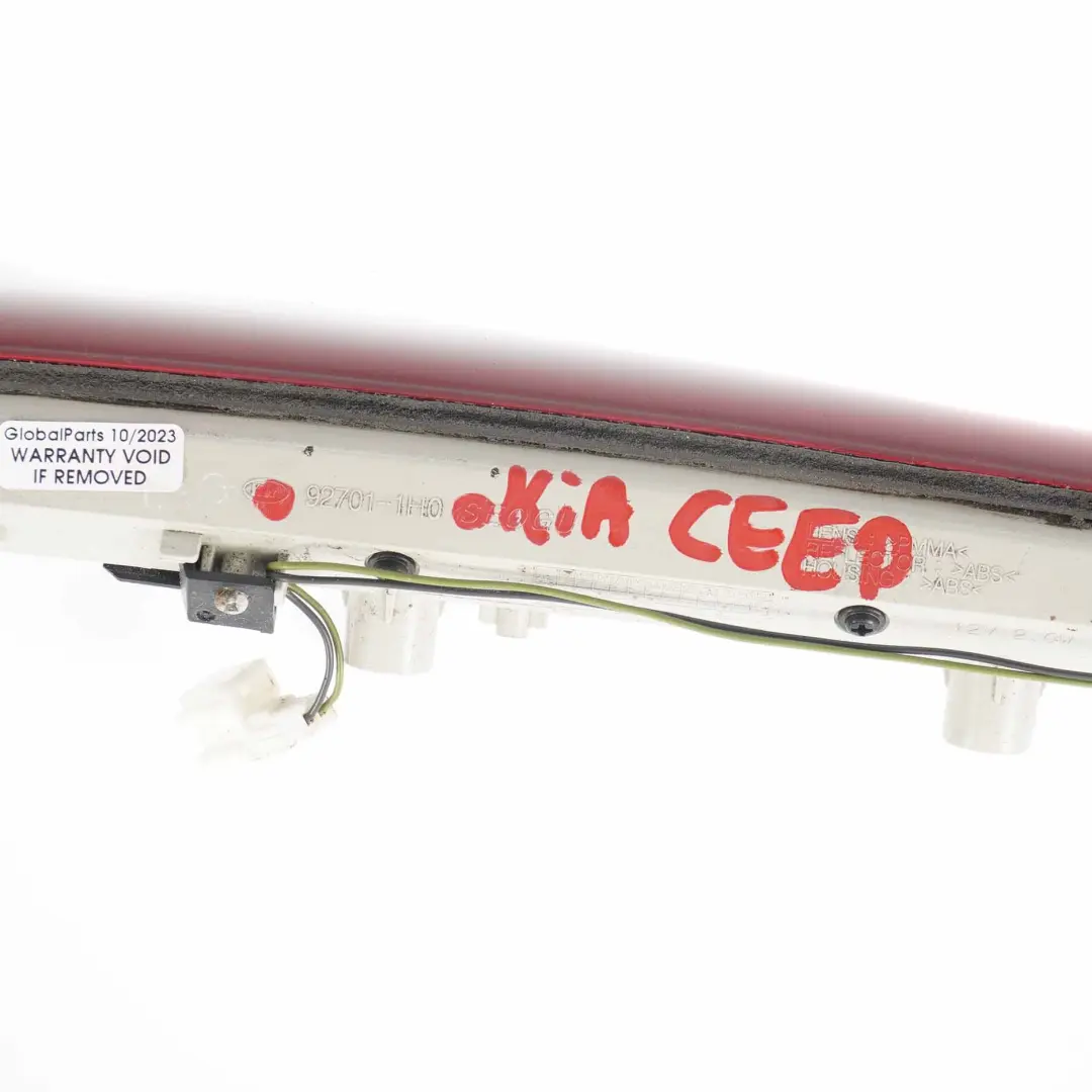Third Stop Lamp Rear Brake Light Tailgate Trunk Lid to Kia Ceed 1 with Part number 927011H0 Kia Ceed 1 Third Stop Lamp Rear Brake Light Tailgate Trunk Lid - SKU 927011H0 - Part number 927011H0