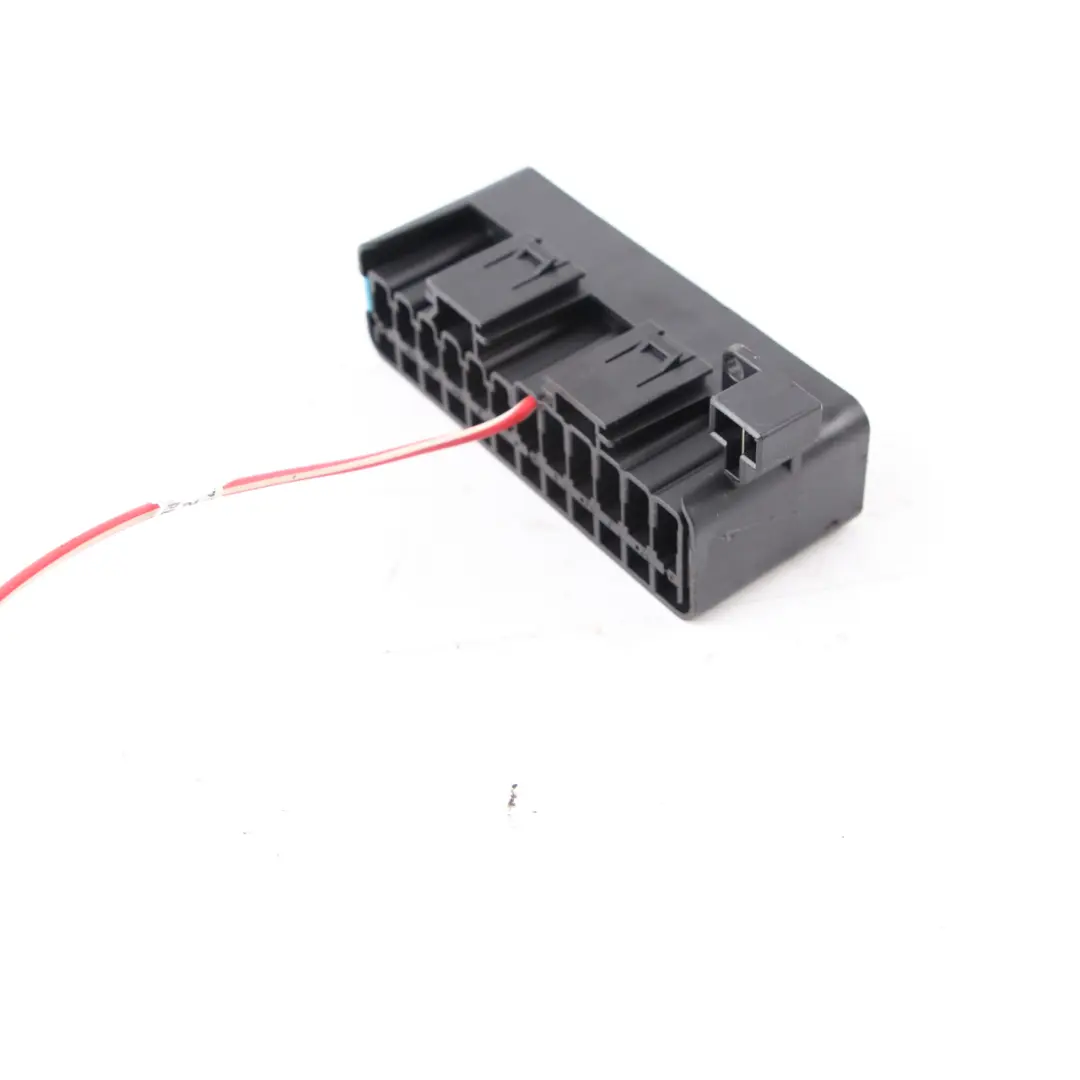 Fuse Carrier BMW F40 Mini F55 F56 F57 F60 Distribution Box to with Part number 9270356 Fuse Carrier BMW F40 Mini F55 F56 F57 F60 Distribution Box - SKU 9270356-2 - Part number 9270356