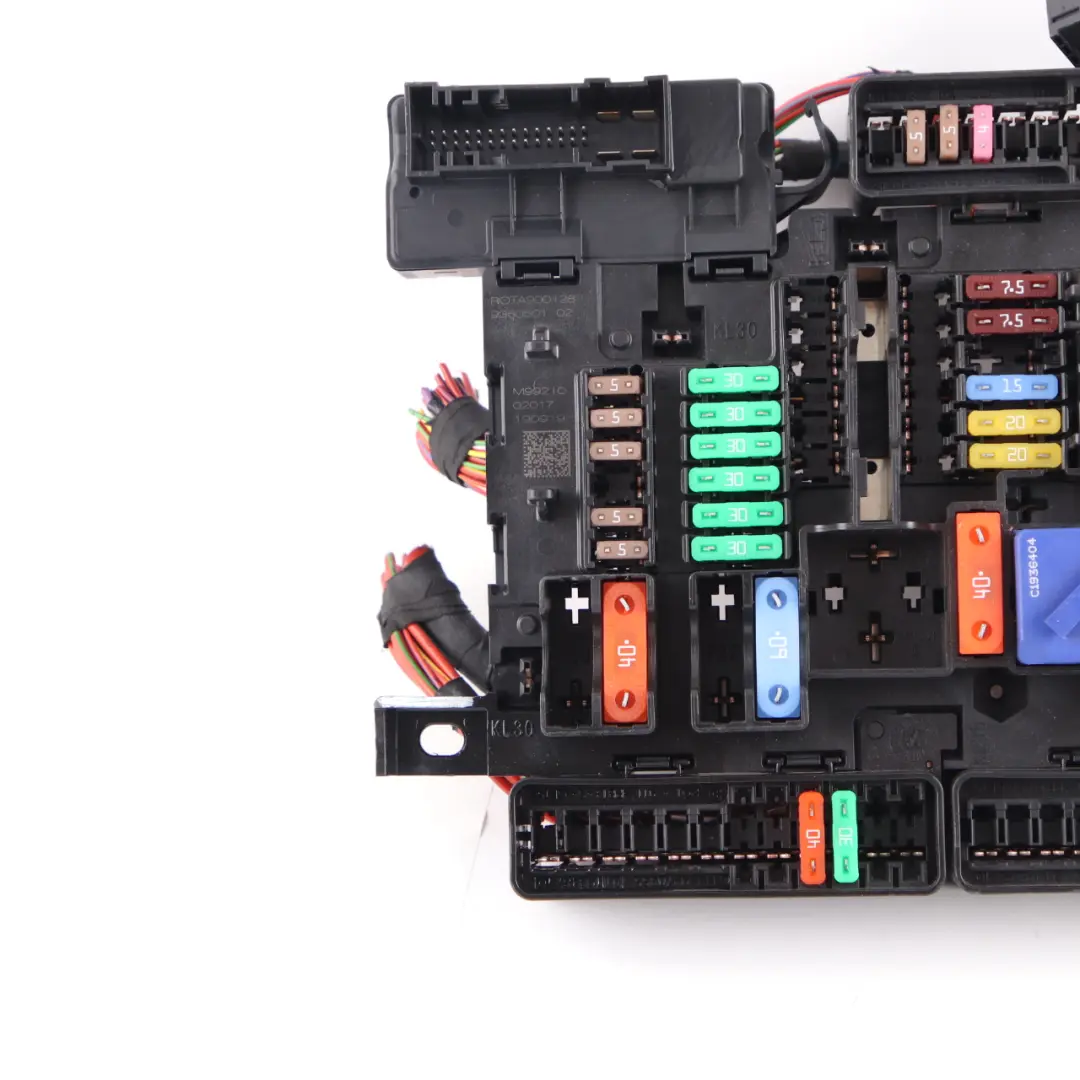 Caja de fusibles BMW F40 Mini F55 F56 Unidad relé distribución energía para con número de pieza 9270356 Caja de fusibles BMW F40 Mini F55 F56 Unidad relé distribución energía - SKU 9270356 - Número de pieza 9270356