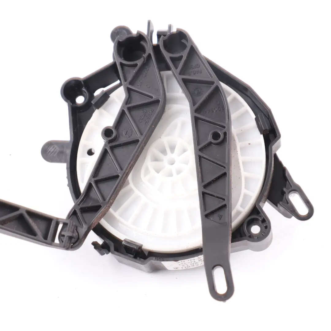 Heater Flap Motor Actuator Central Drive Unit to Mini R56 R57 R58 R59 with Part number 9270389 Mini R56 R57 R58 R59 Heater Flap Motor Actuator Central Drive Unit - SKU 9270389 - Part number 9270389