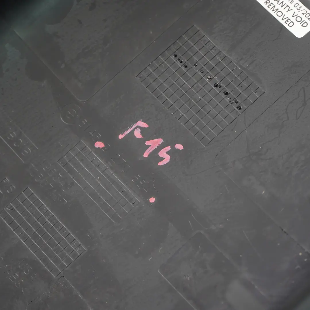 Steering Column Cover BMW F15 F16 Lower Bottom Casing Trim Panel Black to with Part number 9270584 Steering Column Cover BMW F15 F16 Lower Bottom Casing Trim Panel Black - SKU 9270584 - Part number 9270584