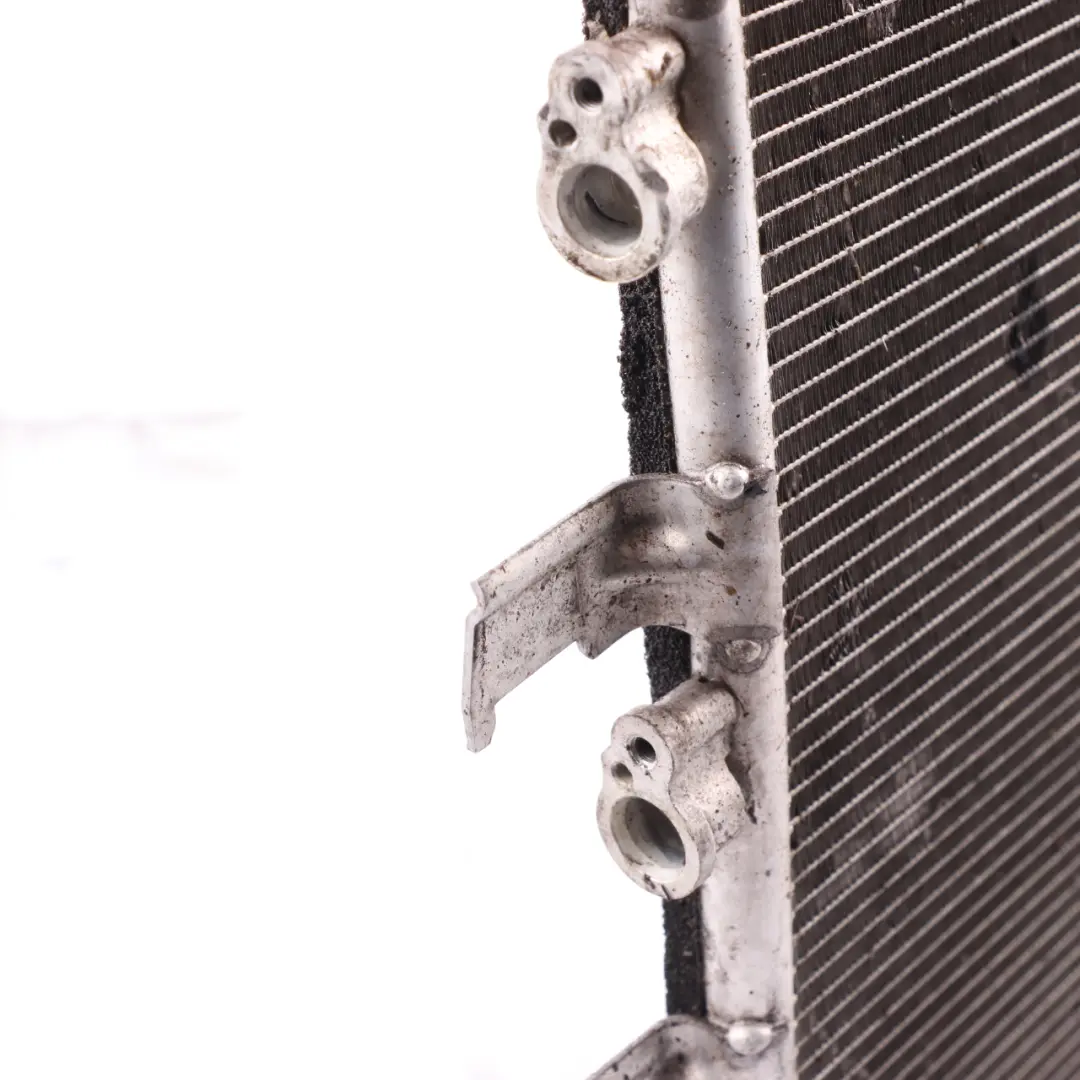 Klimakondensator A/C Kühler für BMW F40 F45 X1 F48 Mini F54 F60 mit Teilenummer 9271205 BMW F40 F45 X1 F48 Mini F54 F60 Klimakondensator A/C Kühler - SKU 9271205 - Teilenummer 9271205