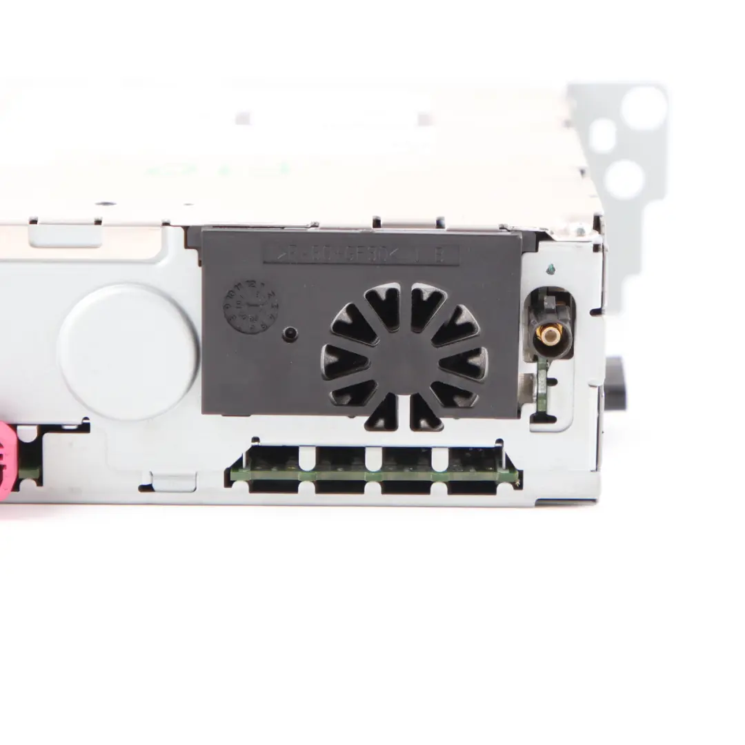 Lettore radio BMW F10 F11 Alpine Audio CD Champ 2 Unità principale per con numero di parte 9272002 Lettore radio BMW F10 F11 Alpine Audio CD Champ 2 Unità principale - SKU 9272002 - Numero di parte 9272002