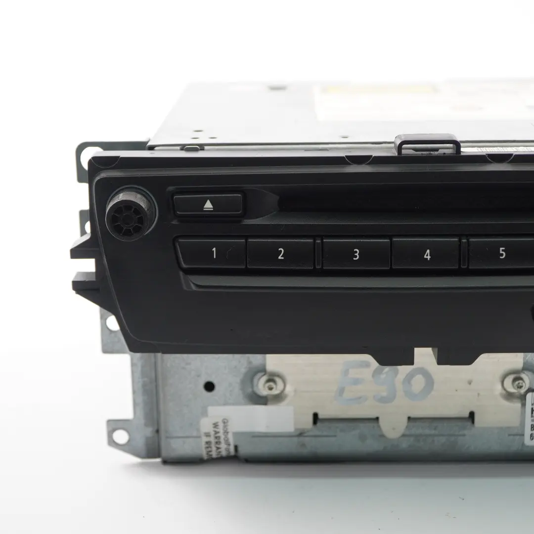 Radio Nawigacja do BMW E90 E91 o numerze 9273187 BMW E90 E91 Radio Nawigacja - SKU 9273187-1 - Numer Części 9273187