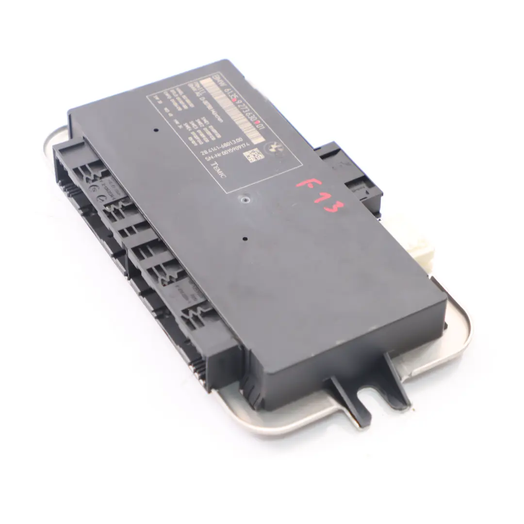 Moduł Sterownik Świateł ECU FRM3 do BMW F13 o numerze 9273630 BMW F13 Moduł Sterownik Świateł ECU FRM3 - SKU 9273630 - Numer Części 9273630