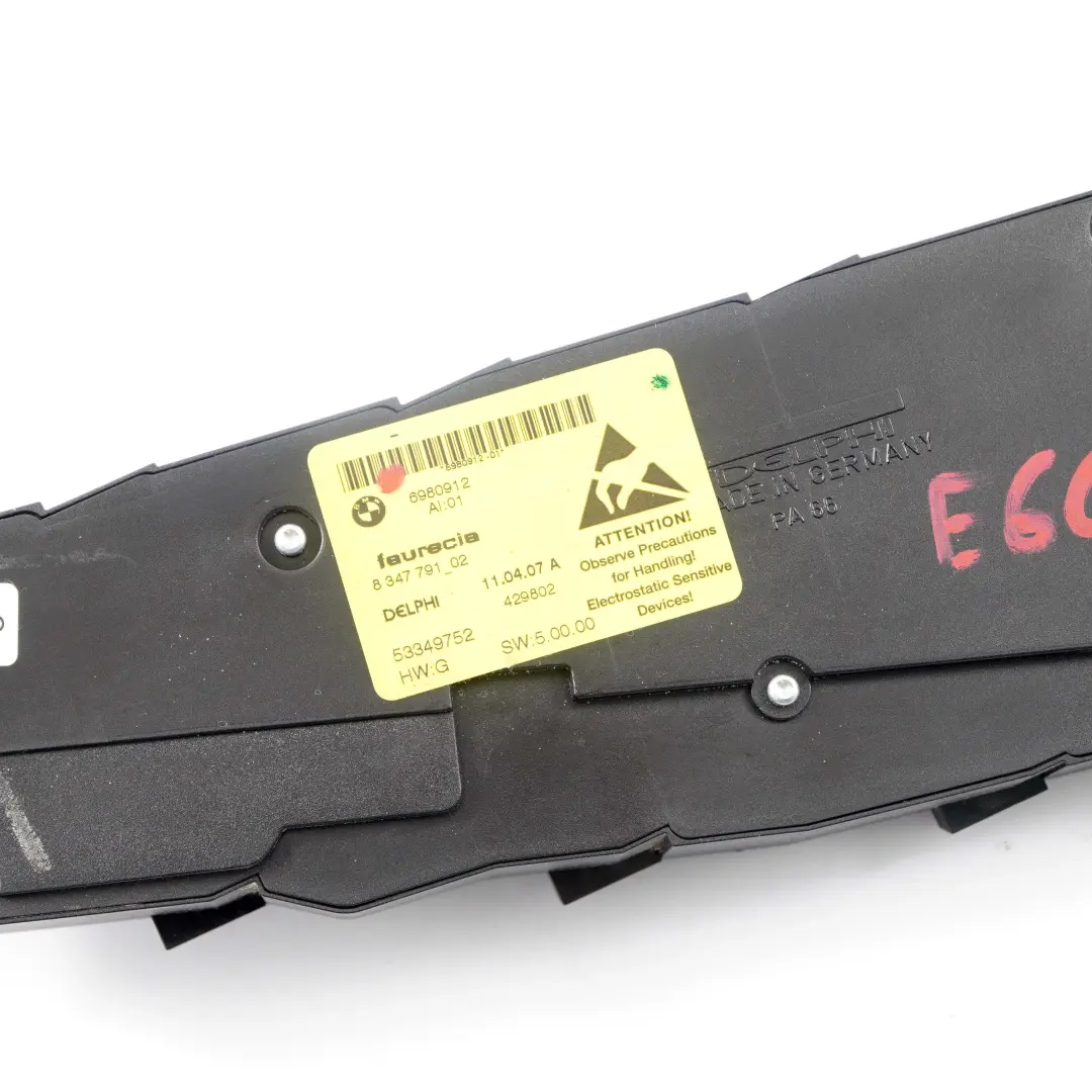 Adjustment Switch BMW E60 E70 E71 Front Right O/S Control Panel 6980912 to Seat with Part number 9275068 Seat Adjustment Switch BMW E60 E70 E71 Front Right O/S Control Panel 6980912 - SKU 9275068 - Part number 9275068