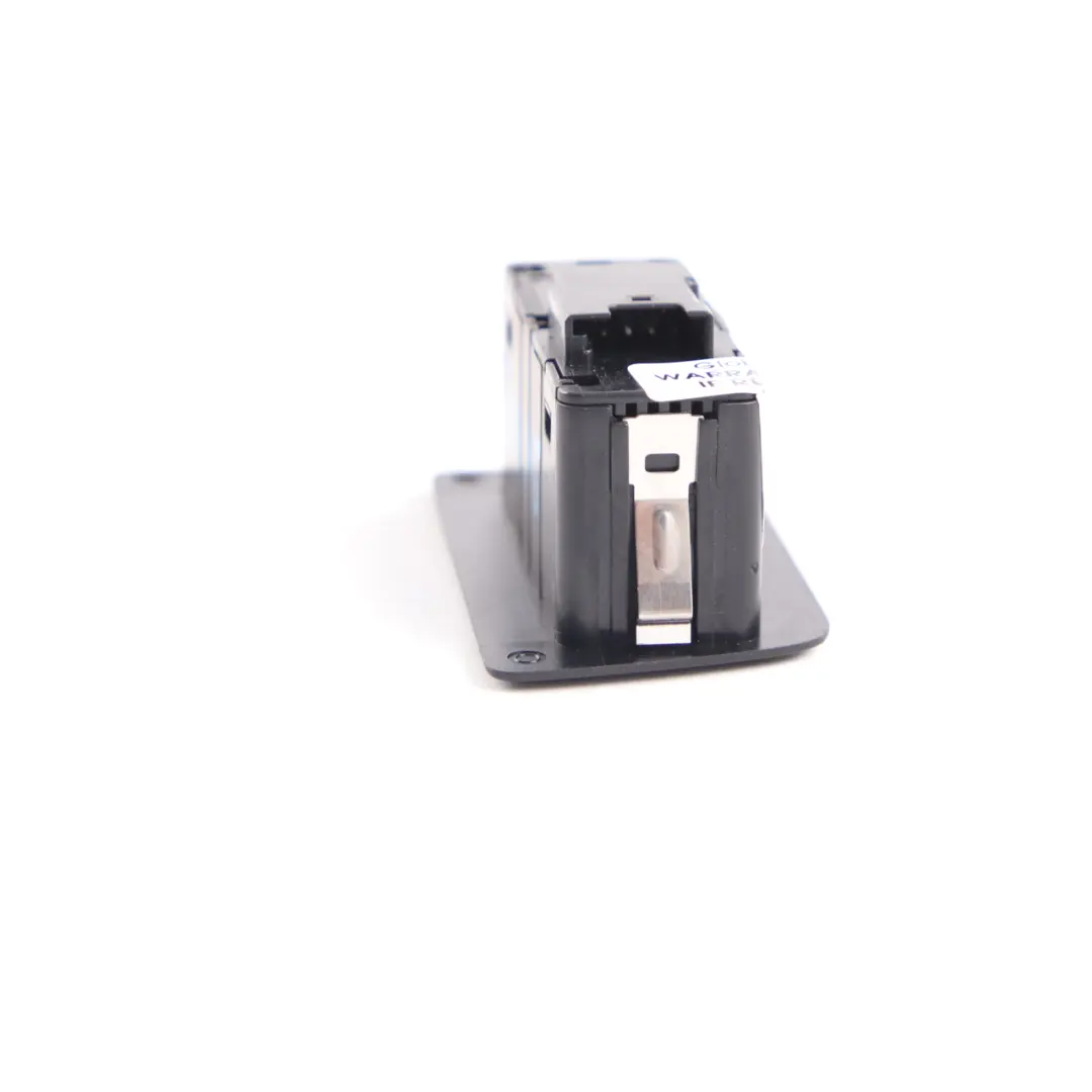 Kofferraumschalter BMW F10 F11 F31 Centerlock Schloss Entriegelung Heckklappe für mit Teilenummer 9275121 Kofferraumschalter BMW F10 F11 F31 Centerlock Schloss Entriegelung Heckklappe - SKU 9275121 - Teilenummer 9275121