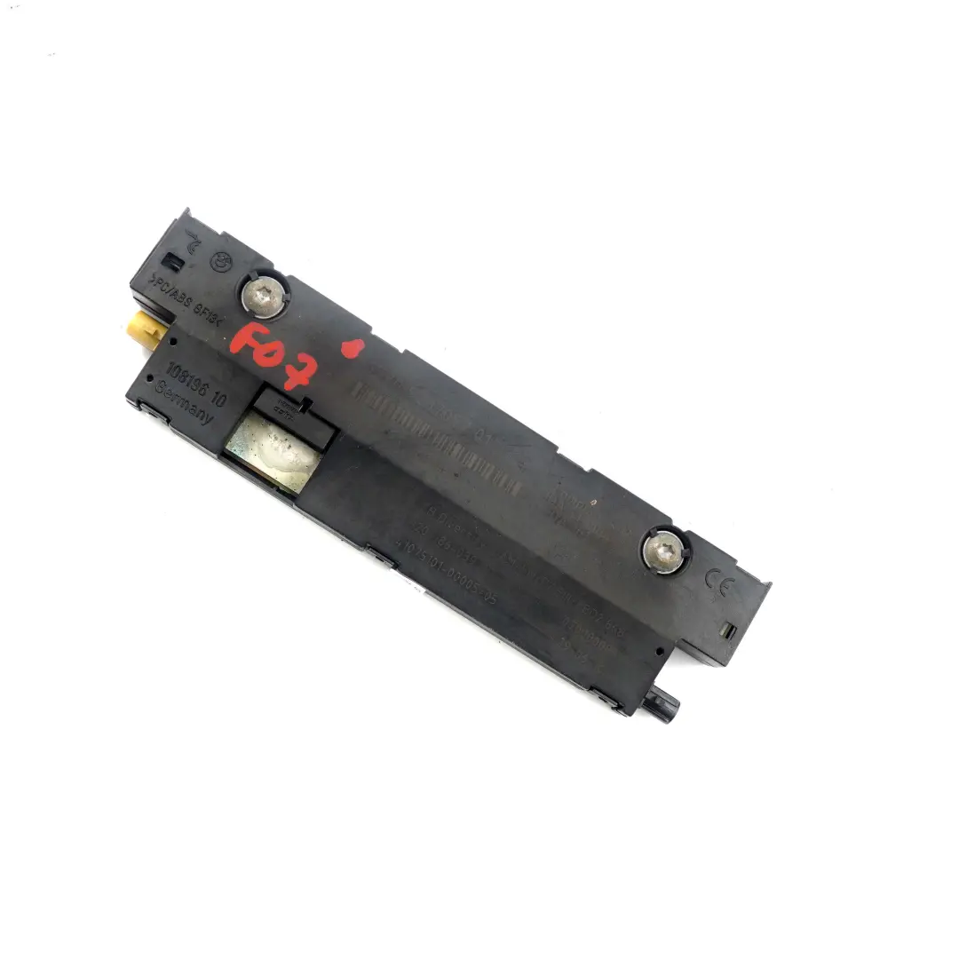 Antena Trasera Amplificador AM/FM DABIII FBD2 868MHZ 9237057 para BMW F07 GT con número de pieza 9276009 BMW F07 GT Antena Trasera Amplificador AM/FM DABIII FBD2 868MHZ 9237057 - SKU 9276009 - Número de pieza 9276009