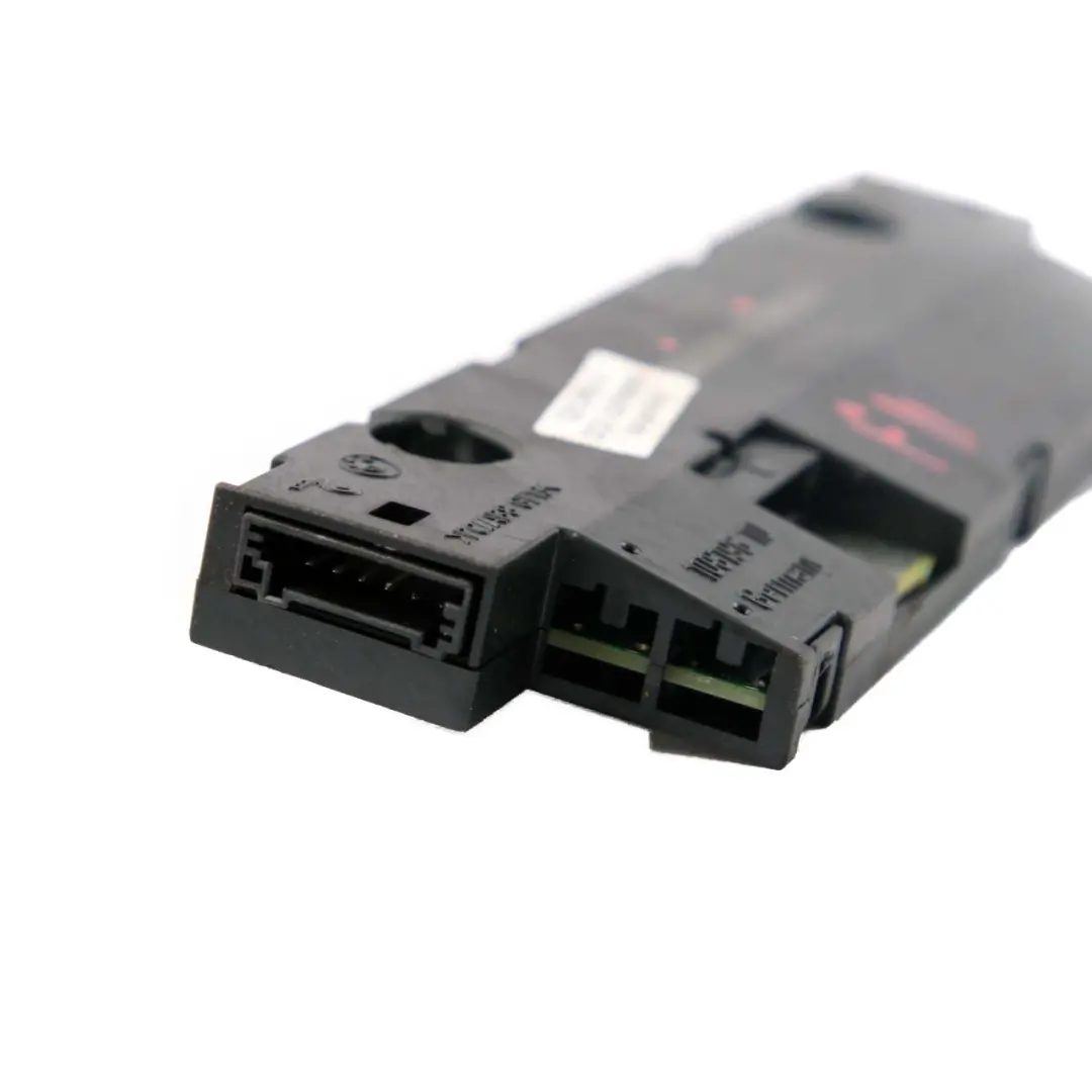 Antenna Aeral Amplifier Diversity 868 MHZ to BMW 5 Series F11 Touring with Part number 9276036 BMW 5 Series F11 Touring Antenna Aeral Amplifier Diversity 868 MHZ - SKU 9276036 - Part number 9276036