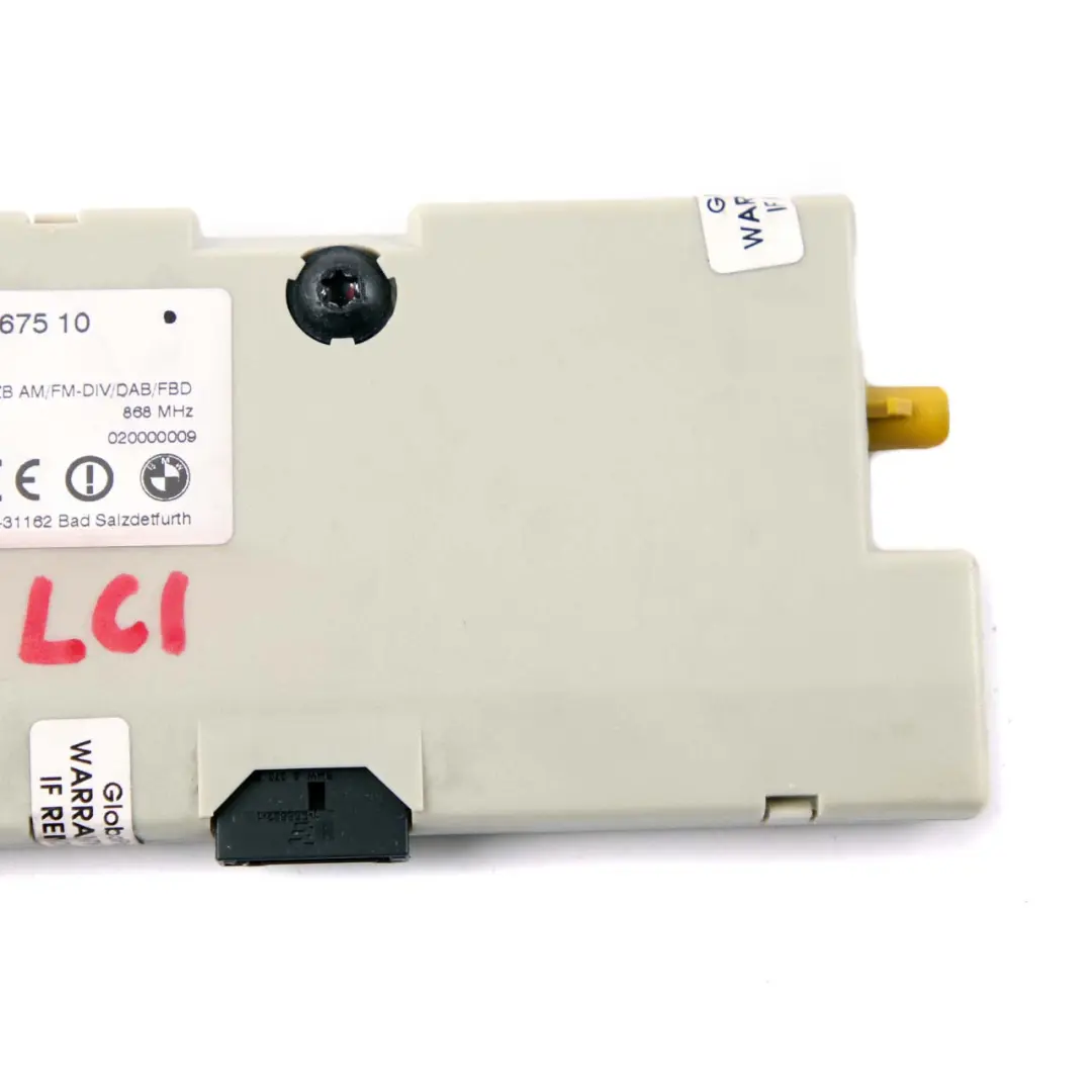 Diversity Aerial Antenna Amplifier Module DAB to BMW F01 F10 with Part number 9276099 BMW F01 F10 Diversity Aerial Antenna Amplifier Module DAB - SKU 9276099 - Part number 9276099