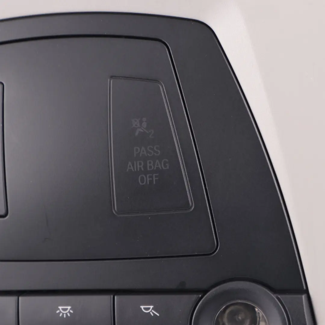 Panel De Interruptores De Luces De Techo Gris para BMW F01 F10 F25 F26 con número de pieza 9276230 BMW F01 F10 F25 F26 Panel De Interruptores De Luces De Techo Gris - SKU 9276230-2 - Número de pieza 9276230
