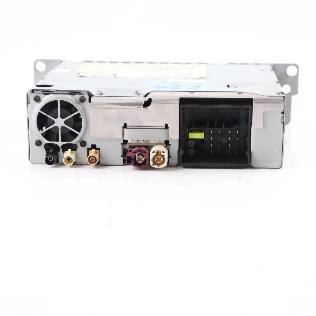 Radio Professional CD Bluetooth Headunit Control do BMW F20 F21 F30 o numerze 9281518 BMW F20 F21 F30 Radio Professional CD Bluetooth Headunit Control - SKU 9281518 - Numer Części 9281518