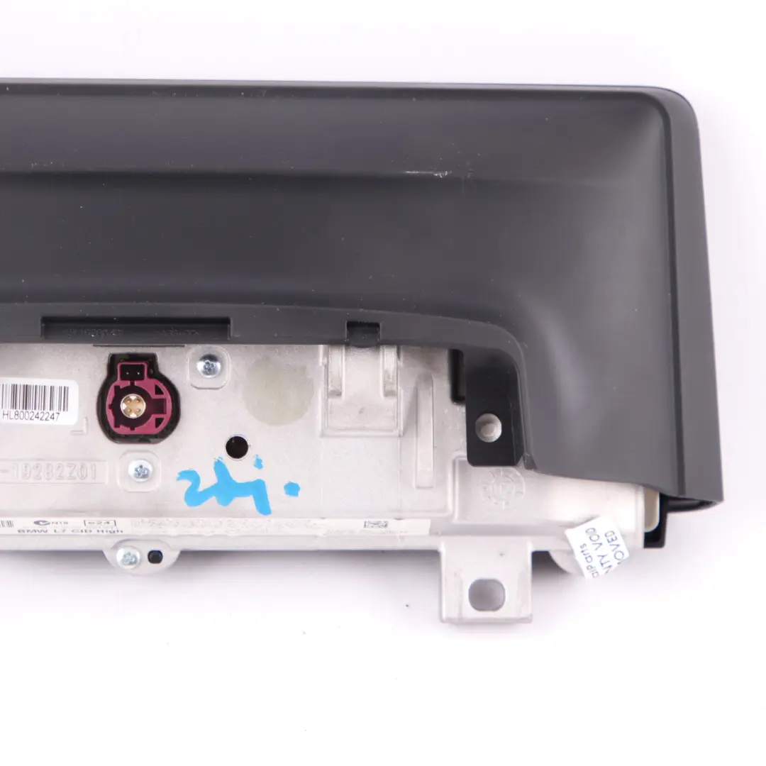 Central Information Display Screen 8,8" Professional to BMW F30 F31 F32 F33 with Part number 9281688 BMW F30 F31 F32 F33 Central Information Display Screen 8,8" Professional - SKU 9281688 - Part number 9281688