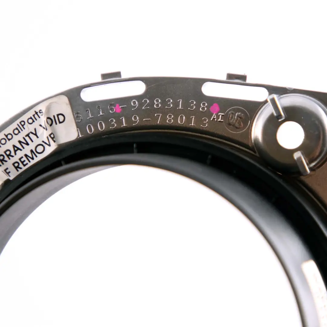 Mittelkonsolenverkleidung BMW i3 I01 Cup Getränkehalter Ring Chrom für mit Teilenummer 9283138 Mittelkonsolenverkleidung BMW i3 I01 Cup Getränkehalter Ring Chrom - SKU 9283138 - Teilenummer 9283138