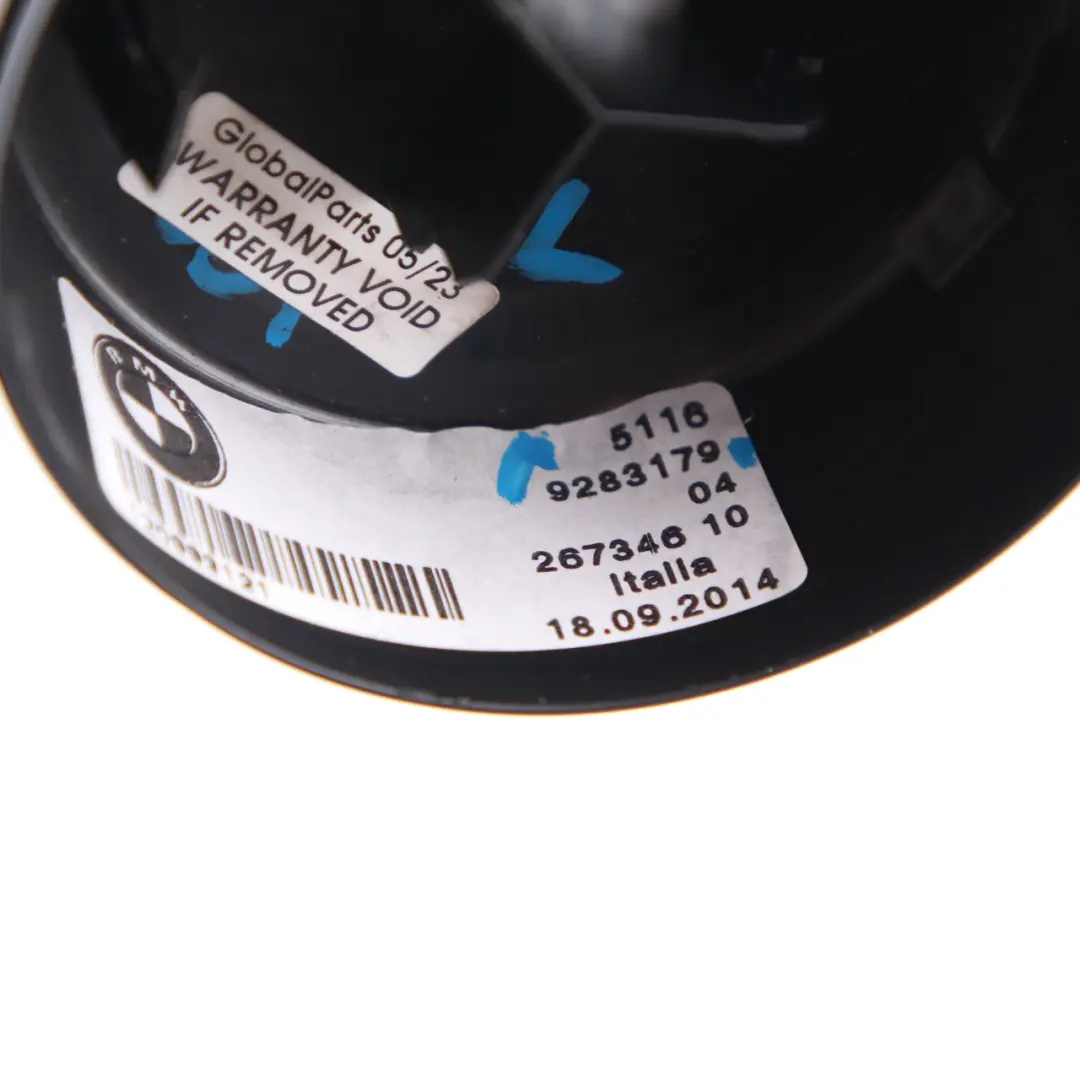 Console centrale Bracciolo Cerniera Coprire Trim Cap sinistra per BMW i3 I01 con numero di parte 9283179 BMW i3 I01 Console centrale Bracciolo Cerniera Coprire Trim Cap sinistra - SKU 9283179 - Numero di parte 9283179