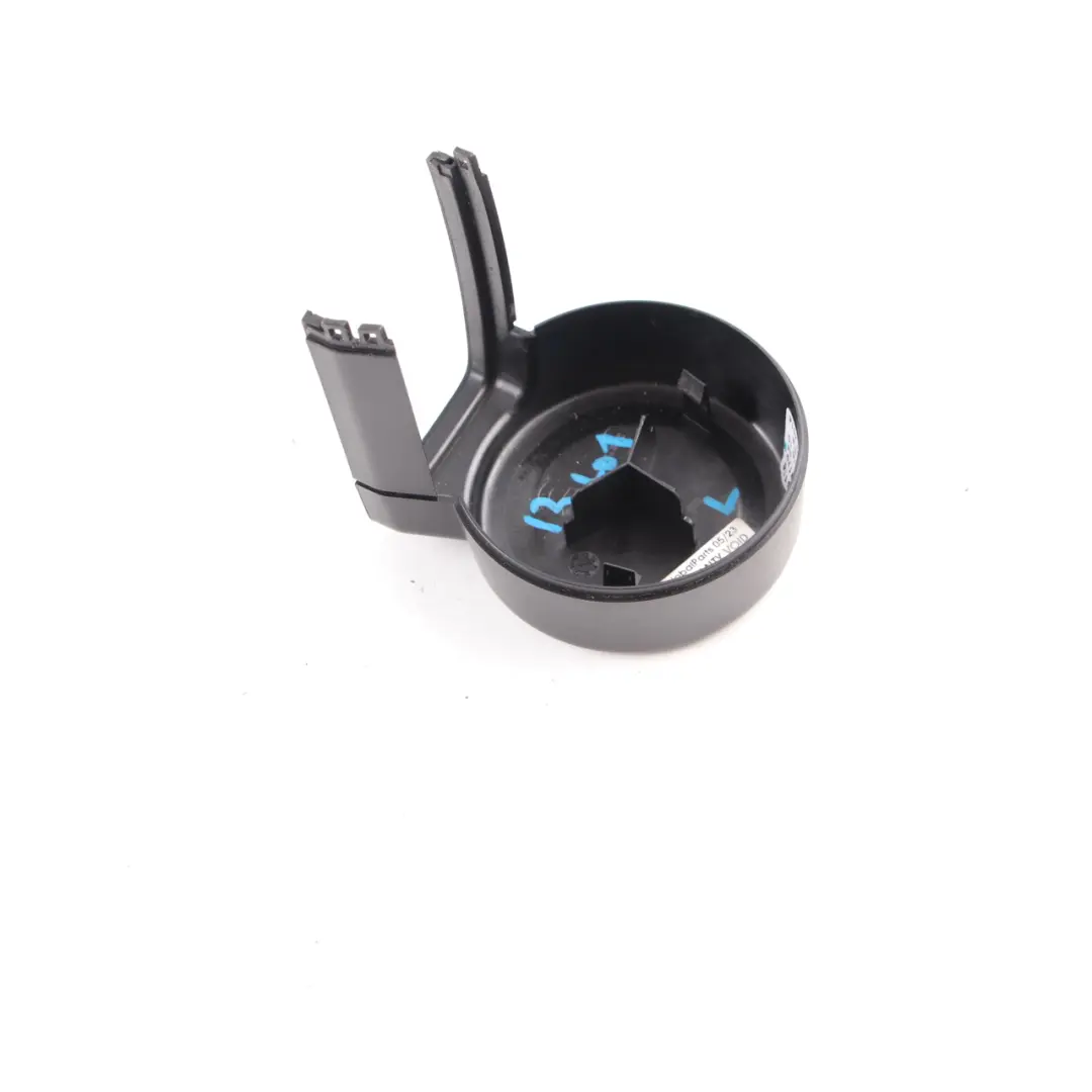 Console centrale Bracciolo Cerniera Coprire Trim Cap sinistra per BMW i3 I01 con numero di parte 9283179 BMW i3 I01 Console centrale Bracciolo Cerniera Coprire Trim Cap sinistra - SKU 9283179 - Numero di parte 9283179