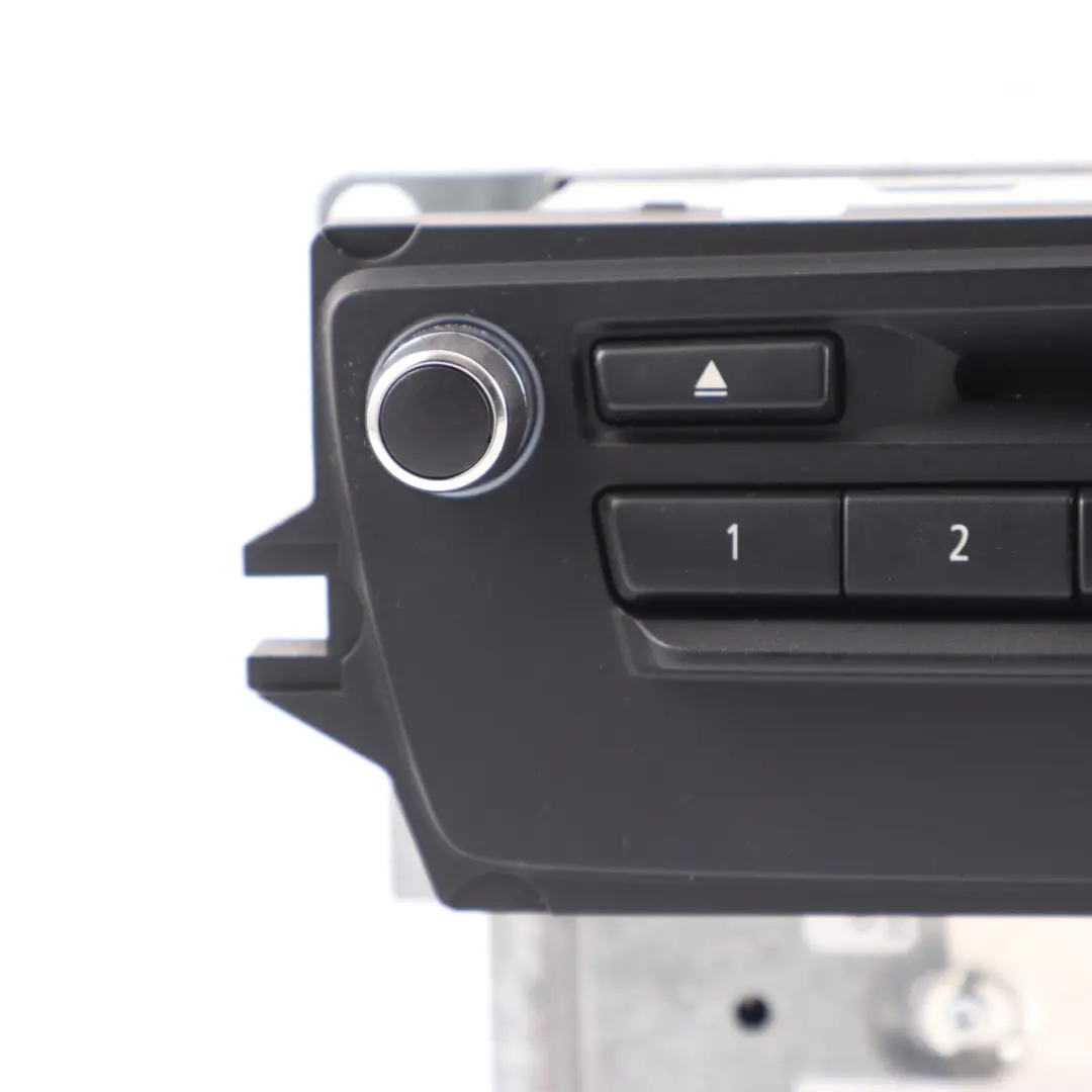 Radio CD Player Navigation CIC Head Unit Computer DAB to BMW Z4 E89 with Part number 9283434 BMW Z4 E89 Radio CD Player Navigation CIC Head Unit Computer DAB - SKU 9283434 - Part number 9283434