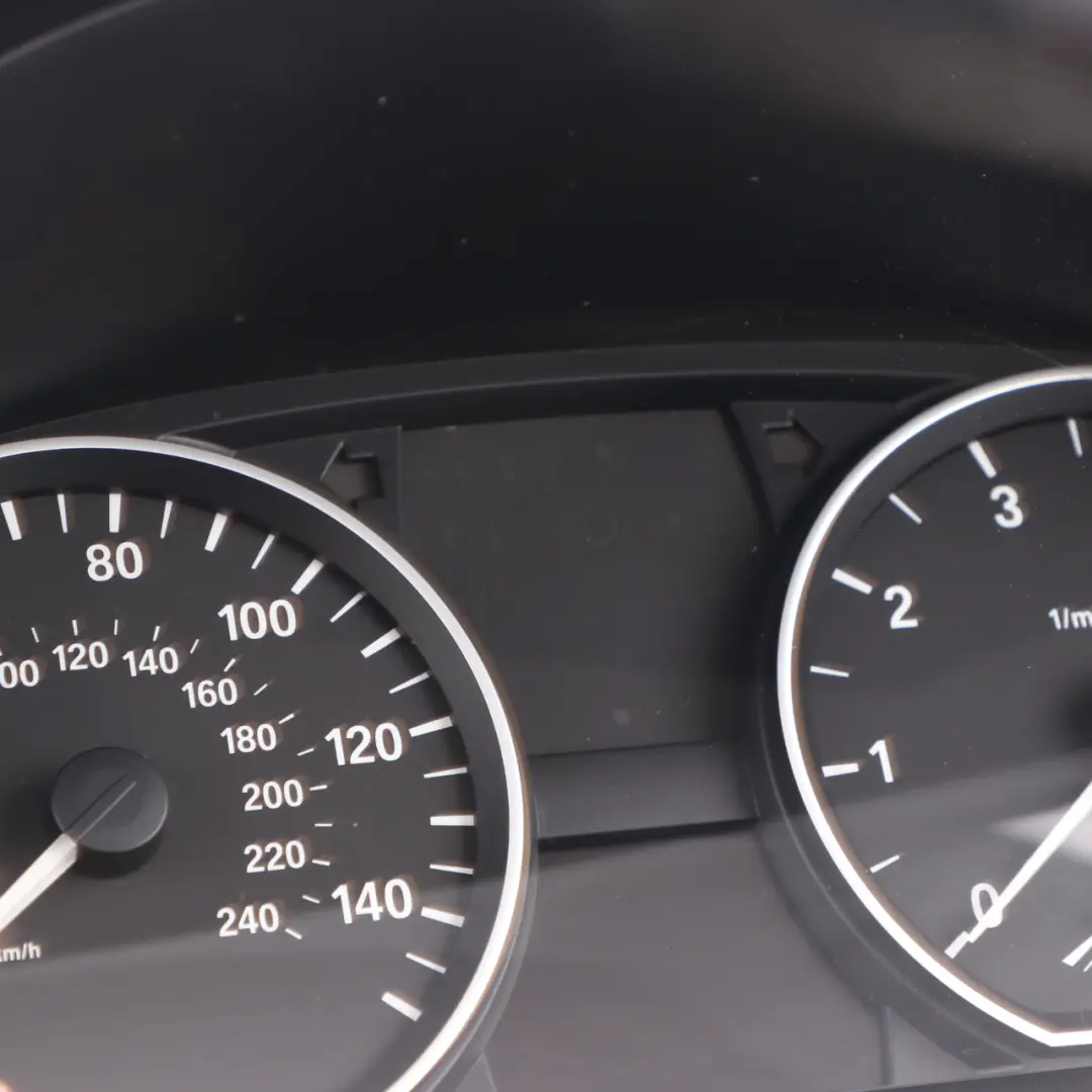 Instrument Cluster Speedo Clocks Meter Automatic to BMW E81 E87 E88 Petrol with Part number 9283794 BMW E81 E87 E88 Petrol Instrument Cluster Speedo Clocks Meter Automatic - SKU 9283794-1 - Part number 9283794