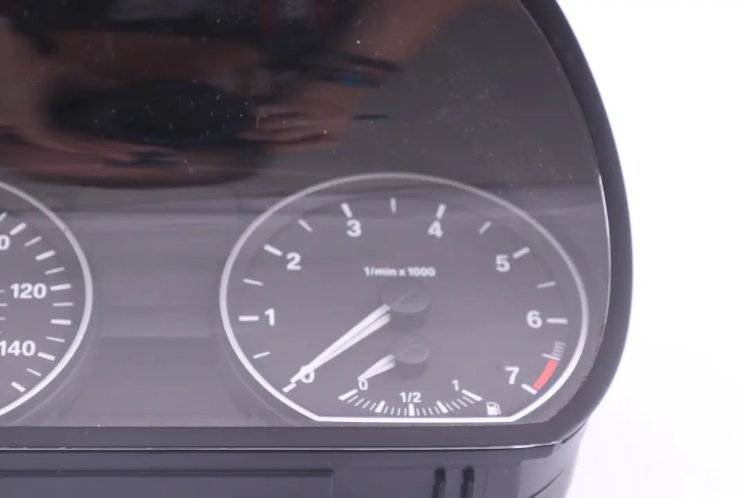 Instrument Cluster Speedo Clocks Petrol to BMW 1 Series E81 E87 E87N E88 with Part number 62109187039 BMW 1 Series E81 E87 E87N E88 Instrument Cluster Speedo Clocks Petrol - SKU 9283794 - Part number 62109187039