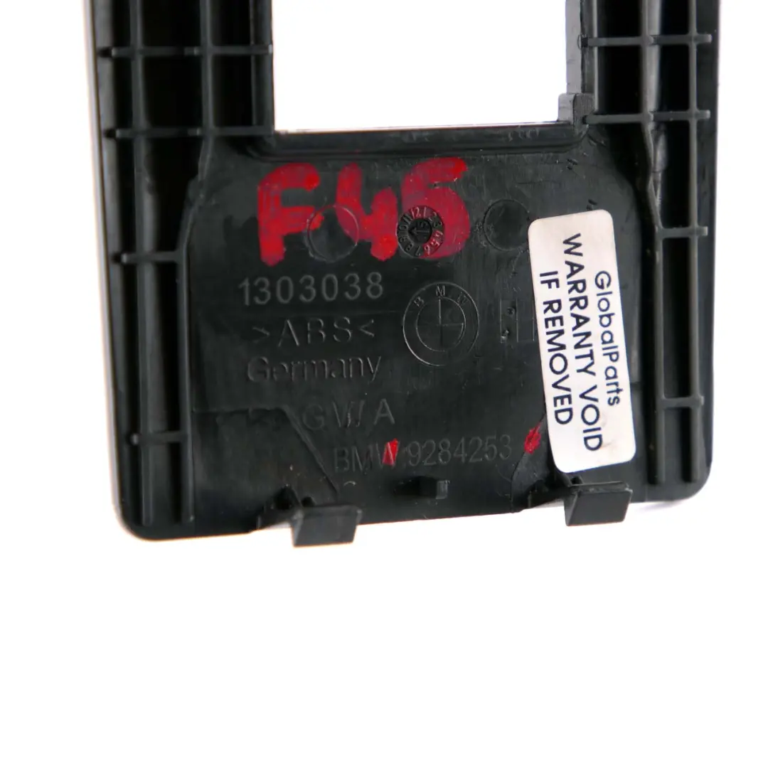 Enchufe USB Tapa Conector Panel Negro para BMW F45 F46 con número de pieza 9284253 BMW F45 F46 Enchufe USB Tapa Conector Panel Negro - SKU 9284253 - Número de pieza 9284253