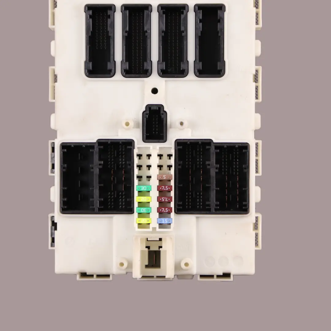 FEM Module BMW F20 F21 F22 F30 F32 ECU Control Unit Fuse Box - SKU 9286113 - Part number 9286113