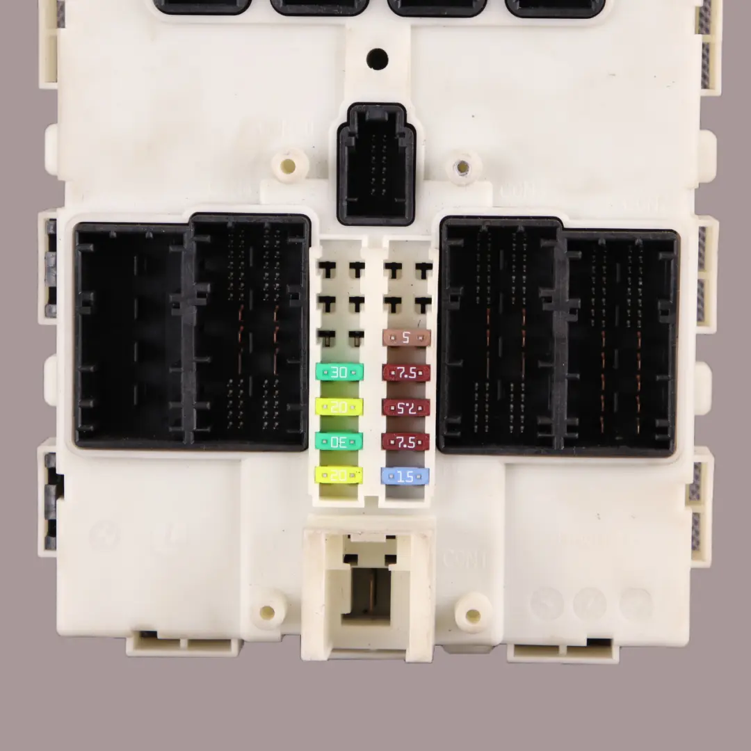 BMW F20 F21 F22 F30 F32 FEM Module ECU Control Unit Fuse Box - SKU 9286113 - Part number 9286113
