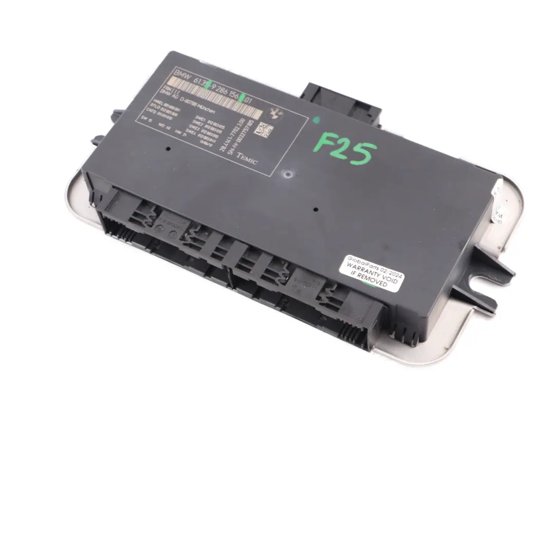 BMW X3 F25 Modulo luce vano piedi Unità di controllo ECU FRM3 9394669 - SKU 9286156 - Numero di parte 9286156