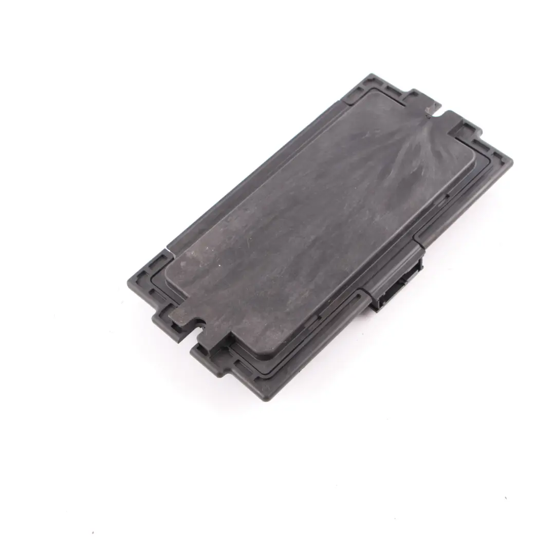 Footwell Light Module Control Unit ECU Lear FRM3R PL2 to BMW E87 LCI with Part number 9286887 BMW E87 LCI Footwell Light Module Control Unit ECU Lear FRM3R PL2 - SKU 9286887-2 - Part number 9286887