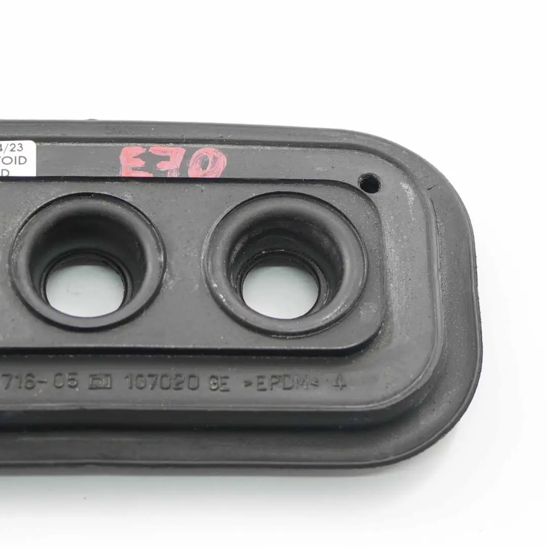 Heizungsmatrix Abdeckung Rohrdichtungsplatte 6951716 für BMW X5 E70 F15 X6 E71 F16 mit Teilenummer 9287272 BMW X5 E70 F15 X6 E71 F16 Heizungsmatrix Abdeckung Rohrdichtungsplatte 6951716 - SKU 9287272 - Teilenummer 9287272