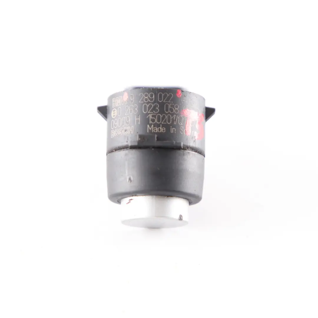 PDC Sensore Parcheggio Ultrasuoni Posteriore Glacier Silber - A83 per BMW X1 E84 con numero di parte 9289022 BMW X1 E84 PDC Sensore Parcheggio Ultrasuoni Posteriore Glacier Silber - A83 - SKU 9289022-GSB - Numero di parte 9289022