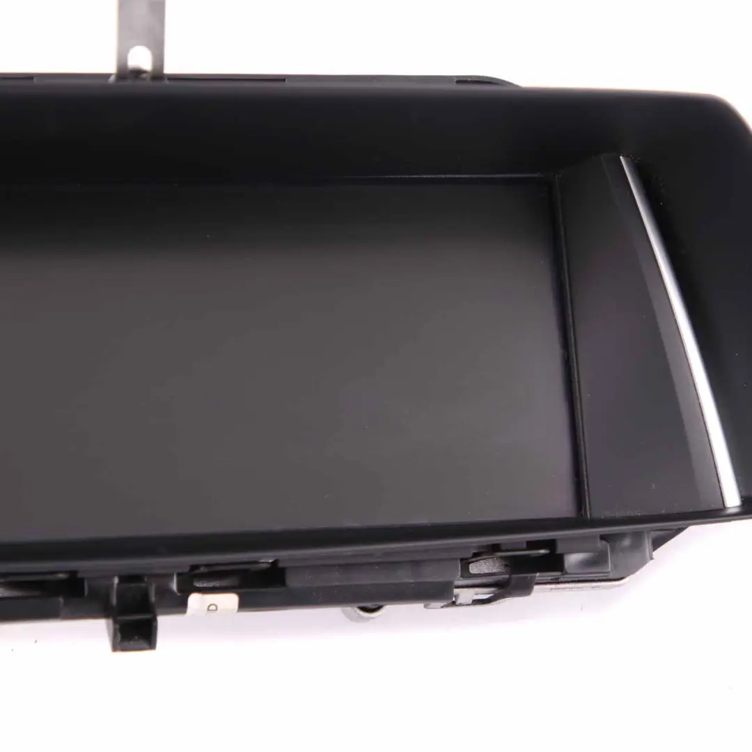Display Screen Monitor On-Board CID TV Navigation System 8,8" to BMW X1 E84 with Part number 9289582 BMW X1 E84 Display Screen Monitor On-Board CID TV Navigation System 8,8" - SKU 9289582 - Part number 9289582