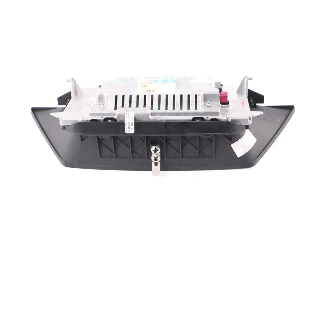 Display Screen Dashboard Navigation Monitor On-Board CID 6,5" to BMW X1 E84 with Part number 9289583 BMW X1 E84 Display Screen Dashboard Navigation Monitor On-Board CID 6,5" - SKU 9289583 - Part number 9289583