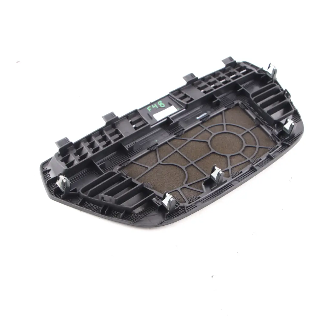Coperchio altoparlanti cruscotto centrale Pannello cruscotto per BMW X1 F48 con numero di parte 9292135 BMW X1 F48 Coperchio altoparlanti cruscotto centrale Pannello cruscotto - SKU 9292135 - Numero di parte 9292135