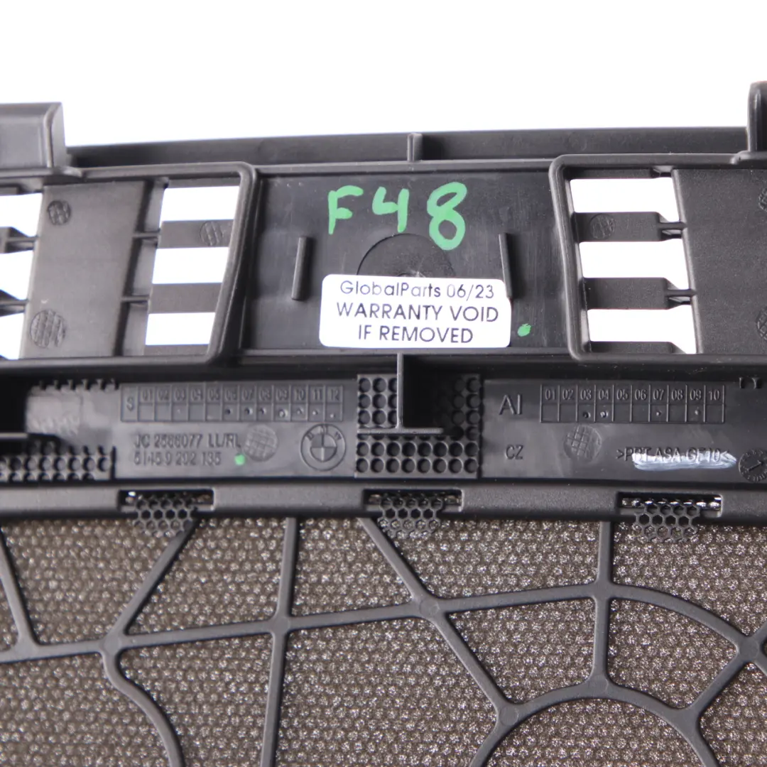 Altavoz Cubierta Centro Salpicadero Altavoz Embellecedor para BMW X1 F48 con número de pieza 9292135 BMW X1 F48 Altavoz Cubierta Centro Salpicadero Altavoz Embellecedor - SKU 9292135 - Número de pieza 9292135