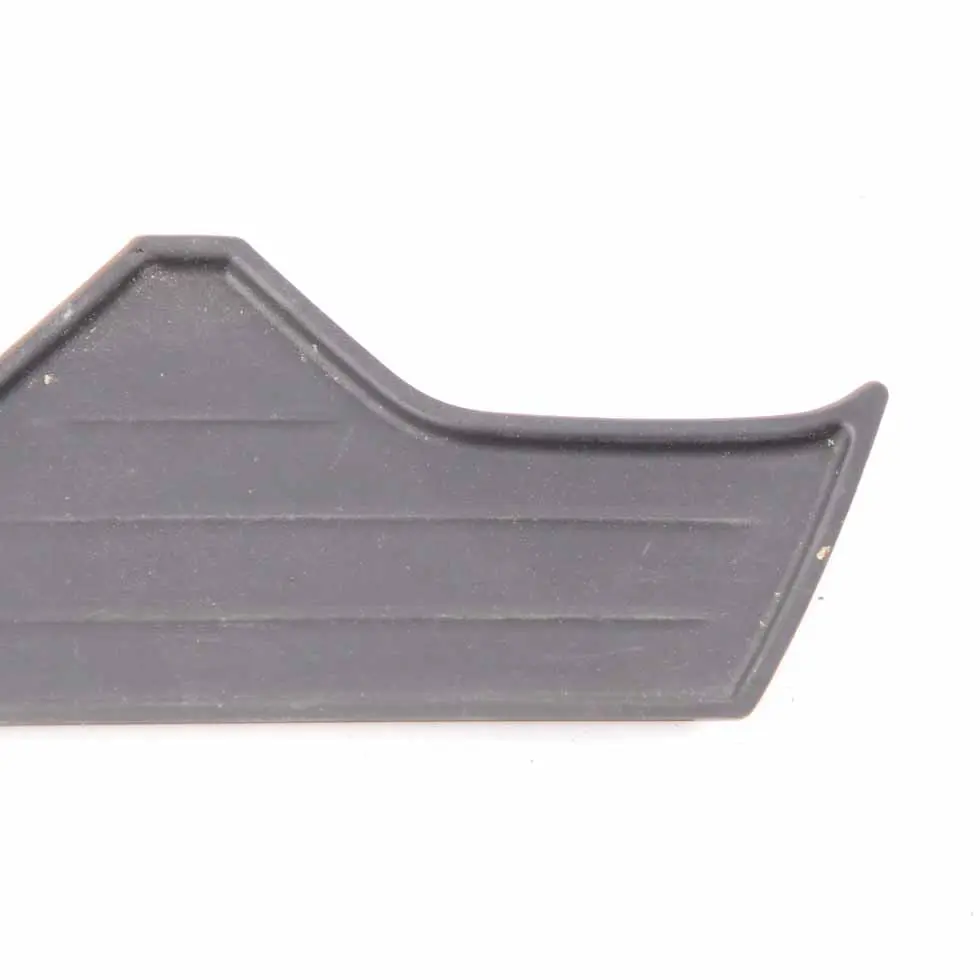 Alfombrilla Goma Consola Central Negra para BMW X1 F48 X2 F39 con número de pieza 9292532 BMW X1 F48 X2 F39 Alfombrilla Goma Consola Central Negra - SKU 9292532 - Número de pieza 9292532