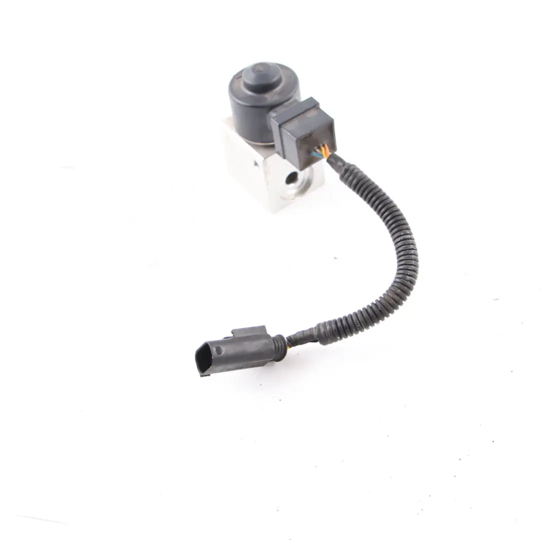Expansion Valve BMW i3 I01 Air Conditioning Electrical Valve Heater to with Part number 9292569 Expansion Valve BMW i3 I01 Air Conditioning Electrical Valve Heater - SKU 9292569 - Part number 9292569