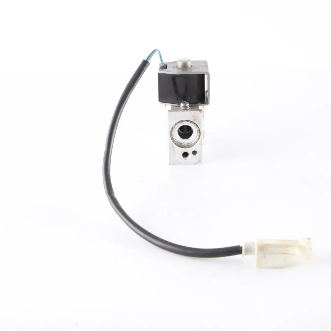 Expansion Valve Air Conditioning Refrigerant Electric Heater to BMW i3 I01 with Part number 9292570 BMW i3 I01 Expansion Valve Air Conditioning Refrigerant Electric Heater - SKU 9292570 - Part number 9292570