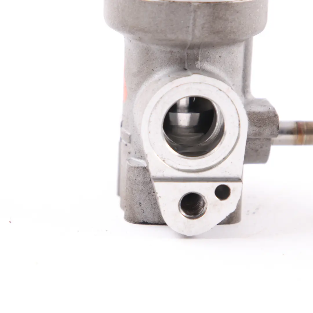 BMW i3 I01 Refrigerant Valve Shut-off Air Conditioning Electrical - SKU 9292572 - Part number 9292572