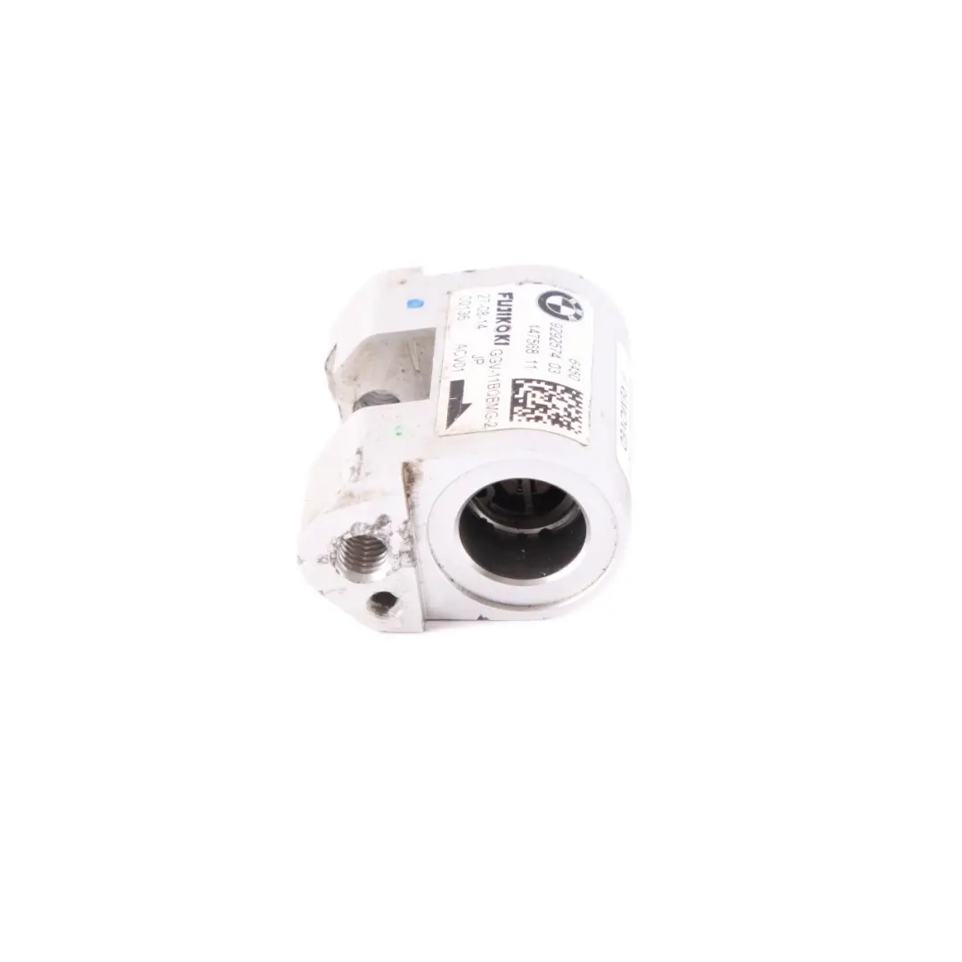 BMW i3 I01 Válvula antirretorno A/C eléctrico Tubo de aire acondicionado - SKU 9292574 - Número de pieza 9292574