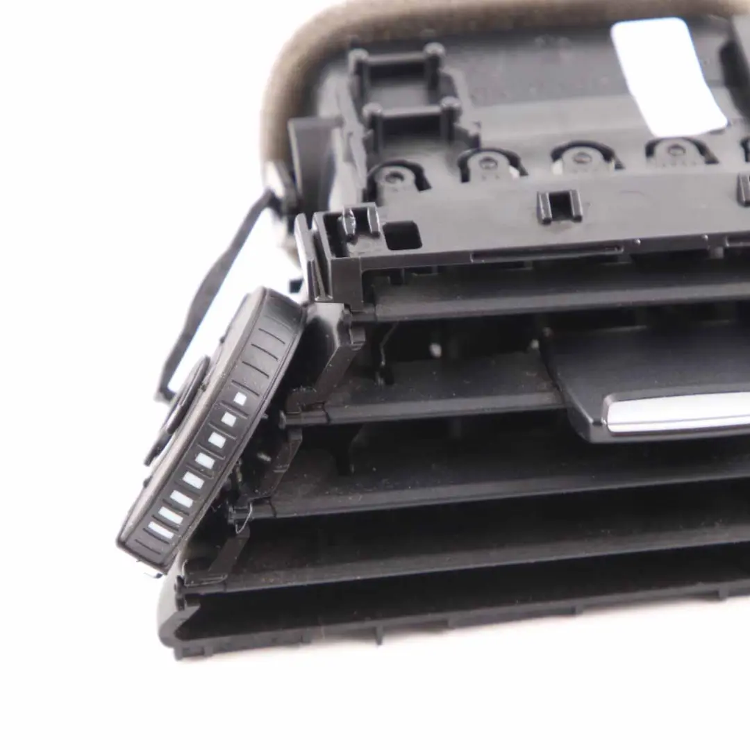 Frischluftgrill Rechts Luftführung für BMW X1 X2 er F39 F48 mit Teilenummer 9292740 BMW X1 X2 er F39 F48 Frischluftgrill Rechts Luftführung - SKU 9292740-1 - Teilenummer 9292740