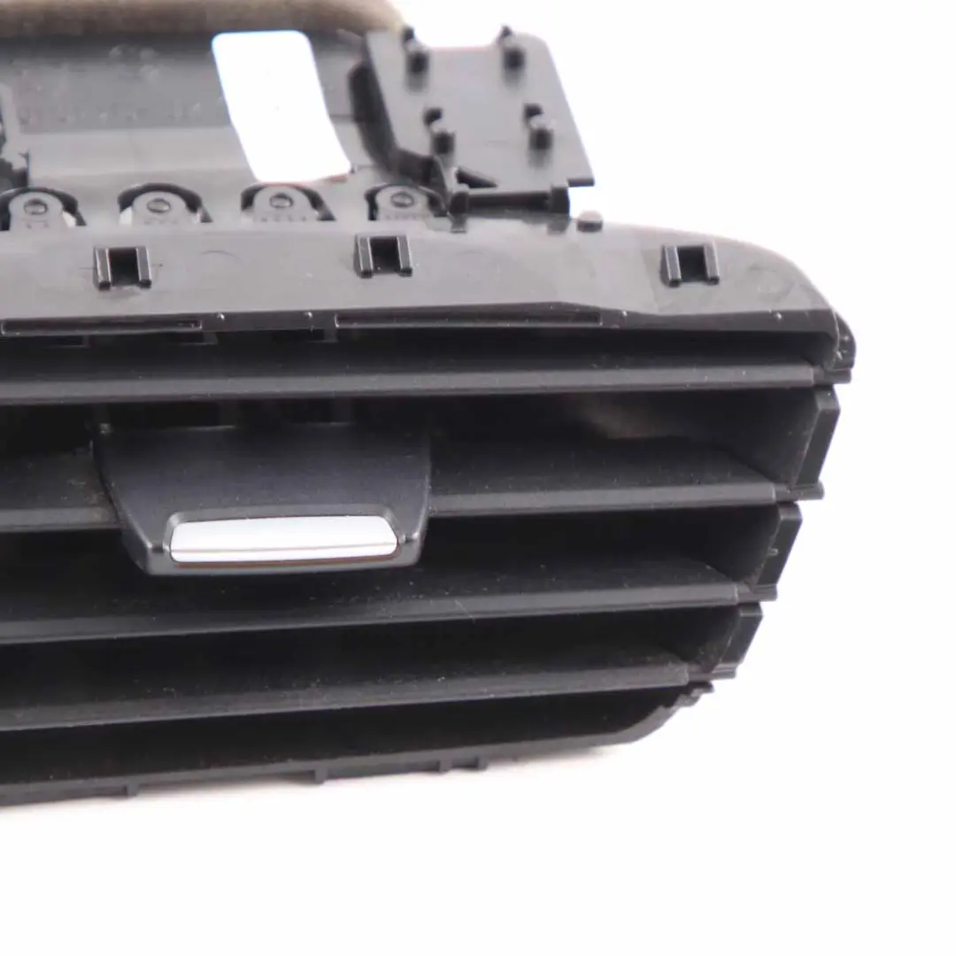 Frischluftgrill Rechts Luftführung für BMW X1 X2 er F39 F48 mit Teilenummer 9292740 BMW X1 X2 er F39 F48 Frischluftgrill Rechts Luftführung - SKU 9292740-1 - Teilenummer 9292740