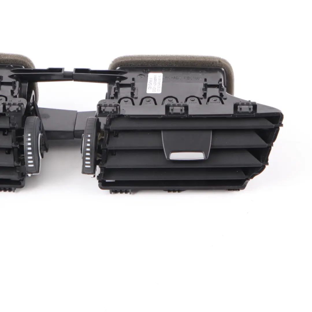 Luftauslassgitter Mitte Armaturenbrett Trim Armaturenbrett für BMW F48 F39 mit Teilenummer 9292741 BMW F48 F39 Luftauslassgitter Mitte Armaturenbrett Trim Armaturenbrett - SKU 9292741 - Teilenummer 9292741