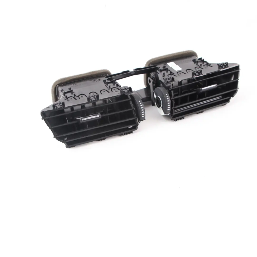 Rejilla Ventilación Aire Fresco Embellecedor Central Salpicadero para BMW F48 F39 con número de pieza 9292741 BMW F48 F39 Rejilla Ventilación Aire Fresco Embellecedor Central Salpicadero - SKU 9292741 - Número de pieza 9292741