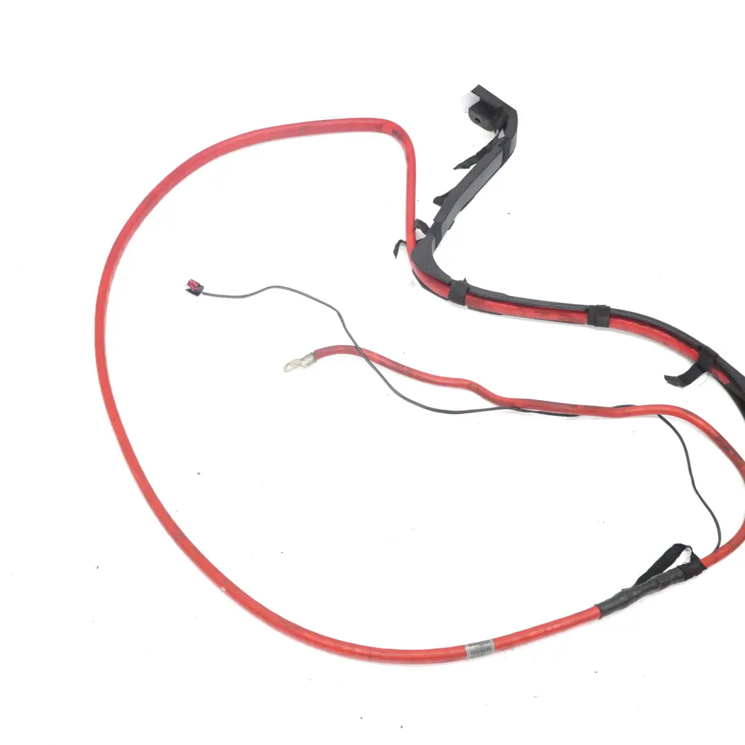 Cable d'alimentation de batterie positif sous plancher Rouge pour BMW E63 E64 à propos du numéro de pièce 9297282 BMW E63 E64 Cable d'alimentation de batterie positif sous plancher Rouge - SKU 9297282-1 - Numéro de pièce 9297282