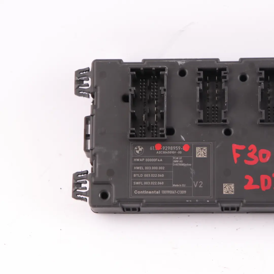 BMW F20 F21 F30 F31 Módulo Electrónico Trasero Caja Fusibles V2 REM - SKU 9298959 - Número de pieza 9298959