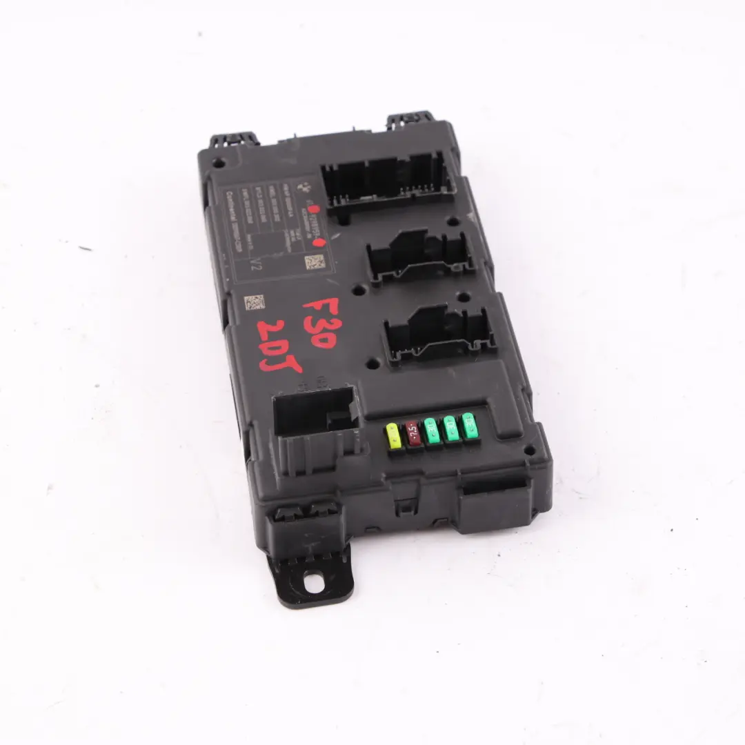 BMW F20 F21 F30 F31 Módulo Electrónico Trasero Caja Fusibles V2 REM - SKU 9298959 - Número de pieza 9298959