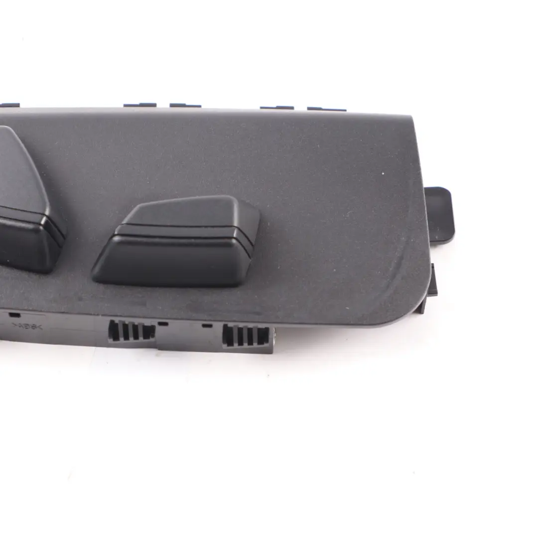 Panel Regulacji Fotela Przód Prawy do BMW F10 F11 o numerze 9299230 BMW F10 F11 Panel Regulacji Fotela Przód Prawy - SKU 9299230 - Numer Części 9299230