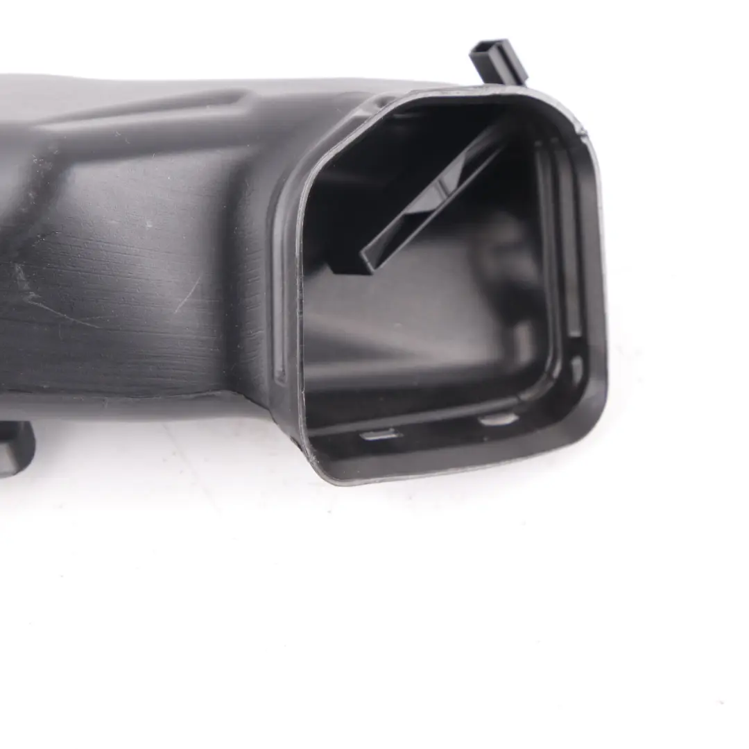 Duct Channel Footwell Right O/S to BMW G30 G31 Air with Part number 9299476 BMW G30 G31 Air Duct Channel Footwell Right O/S - SKU 9299476 - Part number 9299476
