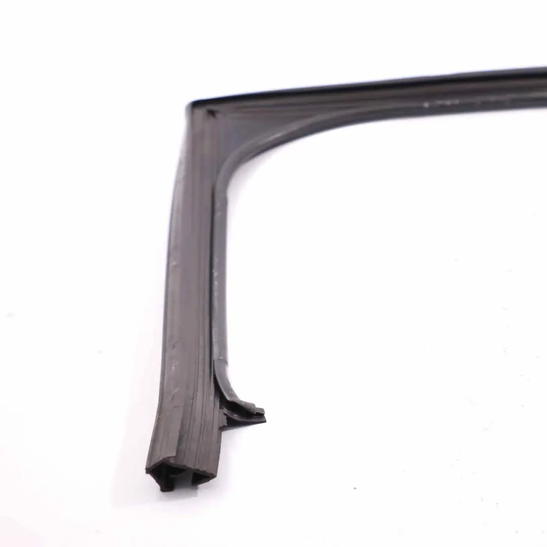 Peugeot 3008 Window Seal Rear Door Right O/S Guide Frame Gasket Sealing - SKU 9300X9 - Part number 9300X9